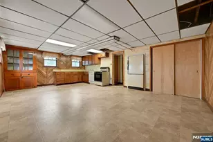 153 Orient Wy, Lyndhurst Township, NJ 07071 - Photo 29