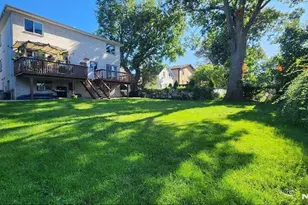 2425 1st St, Fort Lee, NJ 07024 - Photo 1