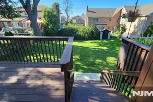 2425 1st St, Fort Lee, NJ 07024 - Photo 5