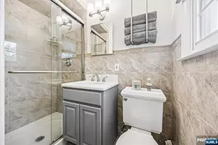 87 Webster Dr, Wayne, NJ 07470 - Photo 17