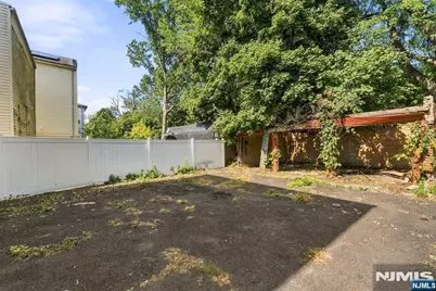 61 Rose Terrace, Newark, NJ 07108 - Photo 3
