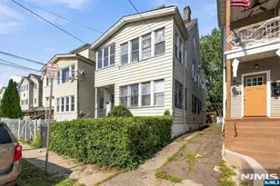 61 Rose Terrace, Newark, NJ 07108 - Photo 5