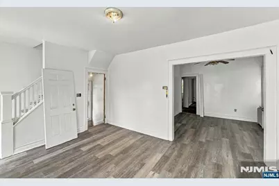 61 Rose Terrace, Newark, NJ 07108 - Photo 11