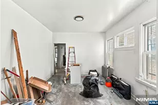 61 Rose Terrace, Newark, NJ 07108 - Photo 23