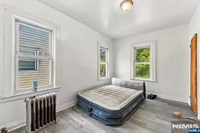 61 Rose Terrace, Newark, NJ 07108 - Photo 15