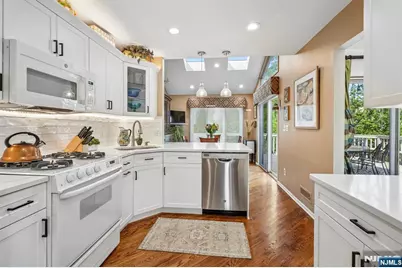 77 Francine Avenue, Caldwell, NJ 07006 - Photo 13