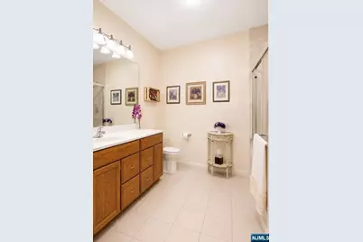 80 Ridgewood Road 107 #107, Washington Township, NJ 07676 - Photo 7