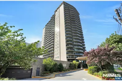 2077 Center Avenue 7E #7E, Fort Lee, NJ 07024 - Photo 23