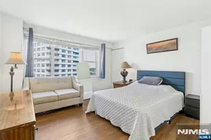 2077 Center Ave 7E, Fort Lee, NJ 07024 - Photo 13