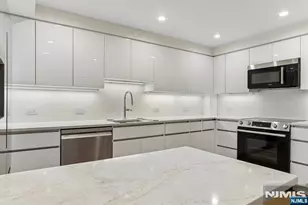 1512 Palisade Ave 16G, Fort Lee, NJ 07024 - Photo 19