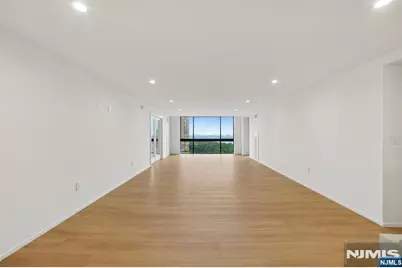 1512 Palisade Avenue 16G #16G, Fort Lee, NJ 07024 - Photo 11