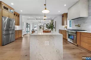 192 Valley Rd, River Edge, NJ 07661 - Photo 7