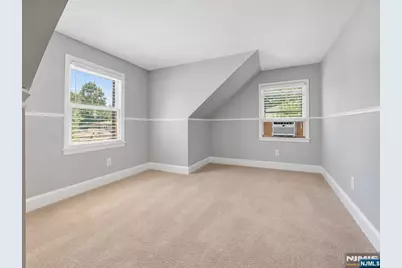33 Prospect Street, Paramus, NJ 07652 - Photo 11