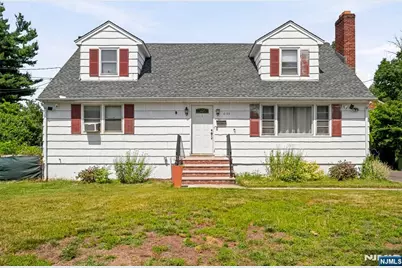 33 Prospect Street, Paramus, NJ 07652 - Photo 1
