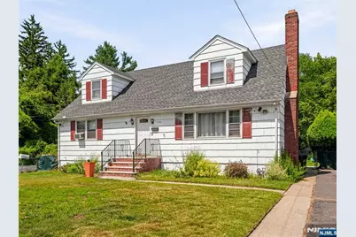 33 Prospect Street, Paramus, NJ 07652 - Photo 3