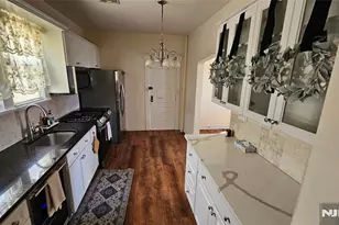 254-256 Illinois Ave, Paterson, NJ 07503 - Photo 9