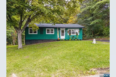 7 Fox Hill Drive, Franklin, NJ 07416 - Photo 3