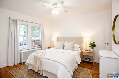 218 Hickory Avenue, Bergenfield, NJ 07621 - Photo 11