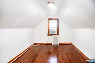218 Hickory Ave, Bergenfield, NJ 07621 - Photo 15