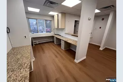 1000 S Maple Avenue 1st Floor #1st Floor, Glen Rock, NJ 07452 - Photo 3