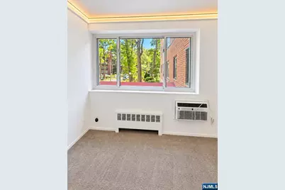 2345 Linwood Avenue 1A #1A, Fort Lee, NJ 07024 - Photo 3