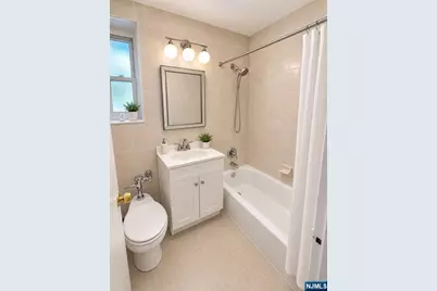 2345 Linwood Avenue 1A #1A, Fort Lee, NJ 07024 - Photo 7