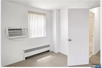 2345 Linwood Avenue 1A #1A, Fort Lee, NJ 07024 - Photo 5