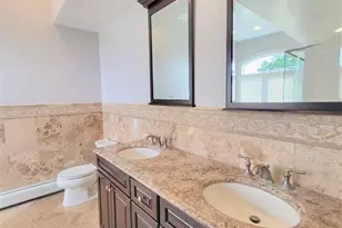 35 W Edsall Ave B, Palisades Park, NJ 07650 - Photo 11