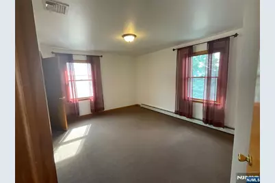 165 Morningside Lane 2 #2, Palisades Park, NJ 07650 - Photo 11