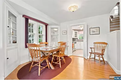 688 Bogert Road, River Edge, NJ 07661 - Photo 11