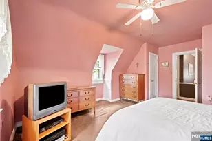 688 Bogert Rd, River Edge, NJ 07661 - Photo 31