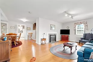 688 Bogert Rd, River Edge, NJ 07661 - Photo 7
