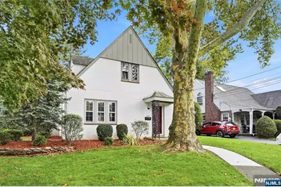 688 Bogert Road, River Edge, NJ 07661 - Photo 5