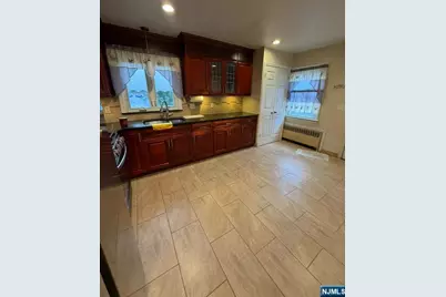 514 Division Avenue 1 #1, Carlstadt, NJ 07072 - Photo 7