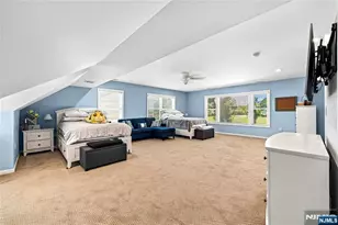 253 Birchwood Rd, New Milford, NJ 07646 - Photo 17