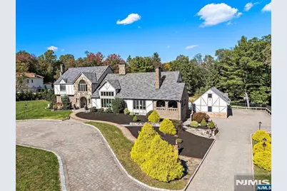 7 Christopher Place, Saddle River, NJ 07458 - Photo 3