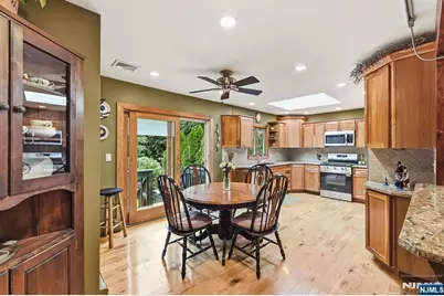 63 Manito Avenue, Oakland, NJ 07436 - Photo 7