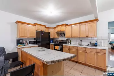 363-365 Summer Street, Paterson, NJ 07501 - Photo 3