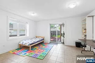431 Aurora Ave A, Cliffside Park, NJ 07010 - Photo 23