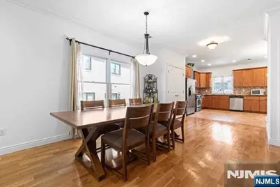 431 Aurora Avenue A #A, Cliffside Park, NJ 07010 - Photo 7