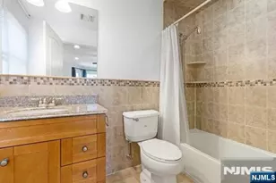 431 Aurora Ave A, Cliffside Park, NJ 07010 - Photo 19