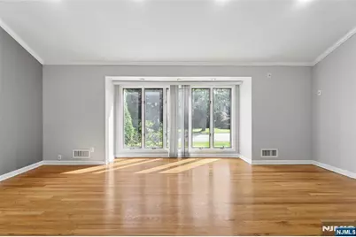 612 Floyd Street, Englewood Cliffs, NJ 07632 - Photo 9