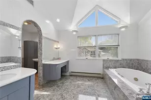 612 Floyd St, Englewood Cliffs, NJ 07632 - Photo 21