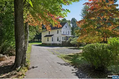 978 Franklin Turnpike, Allendale, NJ 07401 - Photo 35