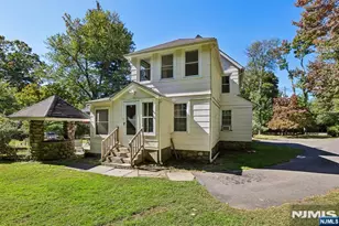 978 Franklin Turnpike, Allendale, NJ 07401 - Photo 41