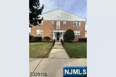 565 E-16 Grove E-16 #E-16, Clifton, NJ 07013 - Photo 3