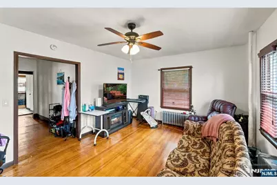 44 Vanderbeck Place, Hackensack, NJ 07601 - Photo 39