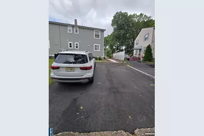 36 Augusta, Elmwood Park, NJ 07407 - Photo 21