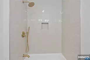 110 Maple 1, Weehawken, NJ 07086 - Photo 17