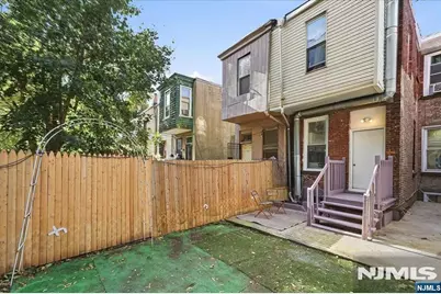 532 Martin Luther King Drive, Jersey City, NJ 07304 - Photo 27